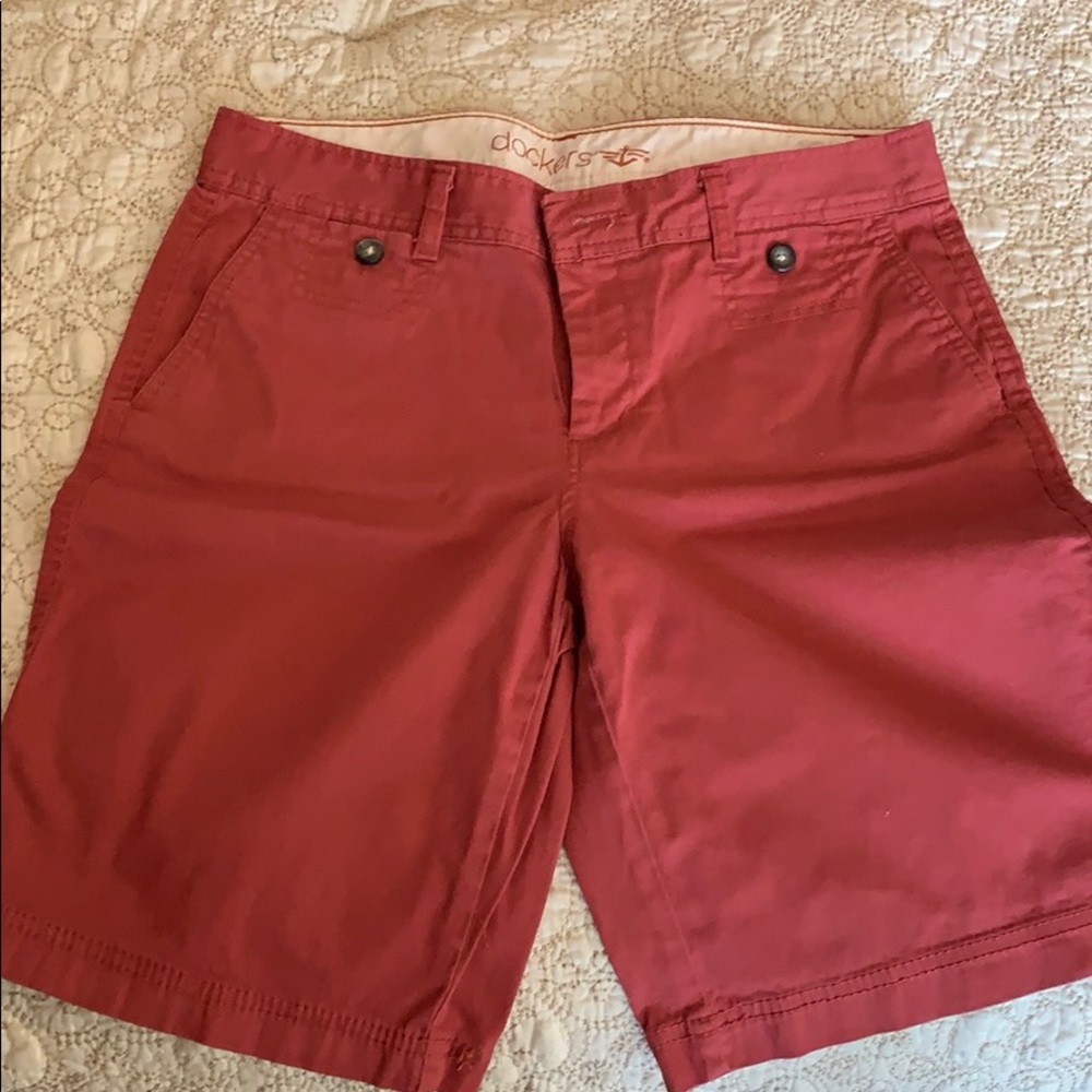 Knee length chino style shorts
